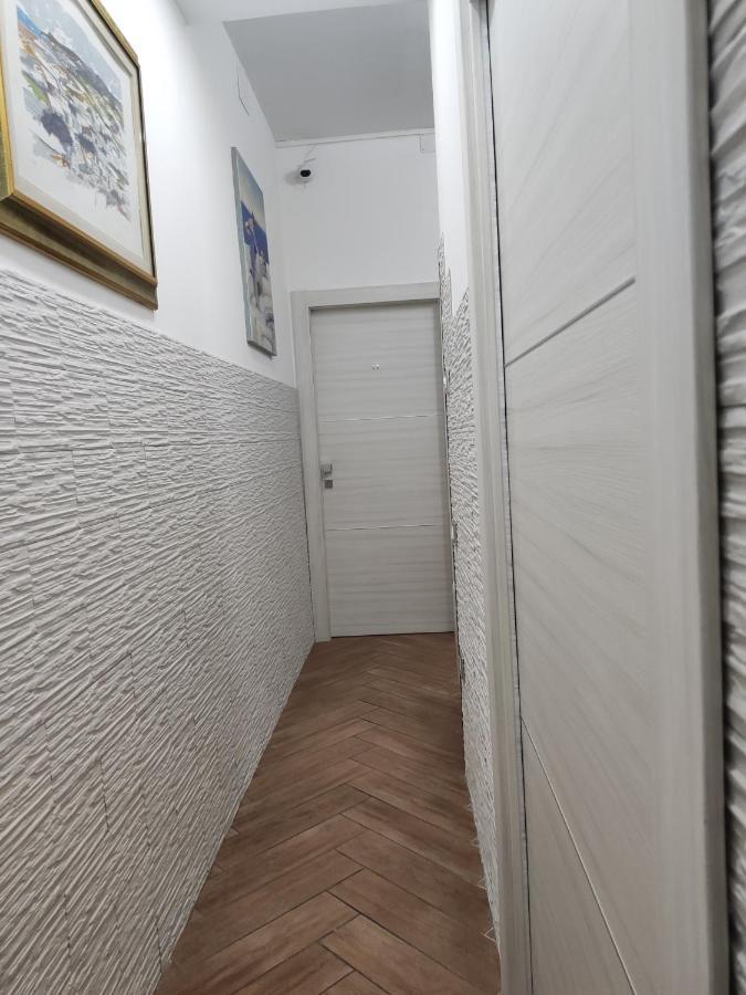 Cuscino E Cornetto Bed & Breakfast Salerno Bagian luar foto