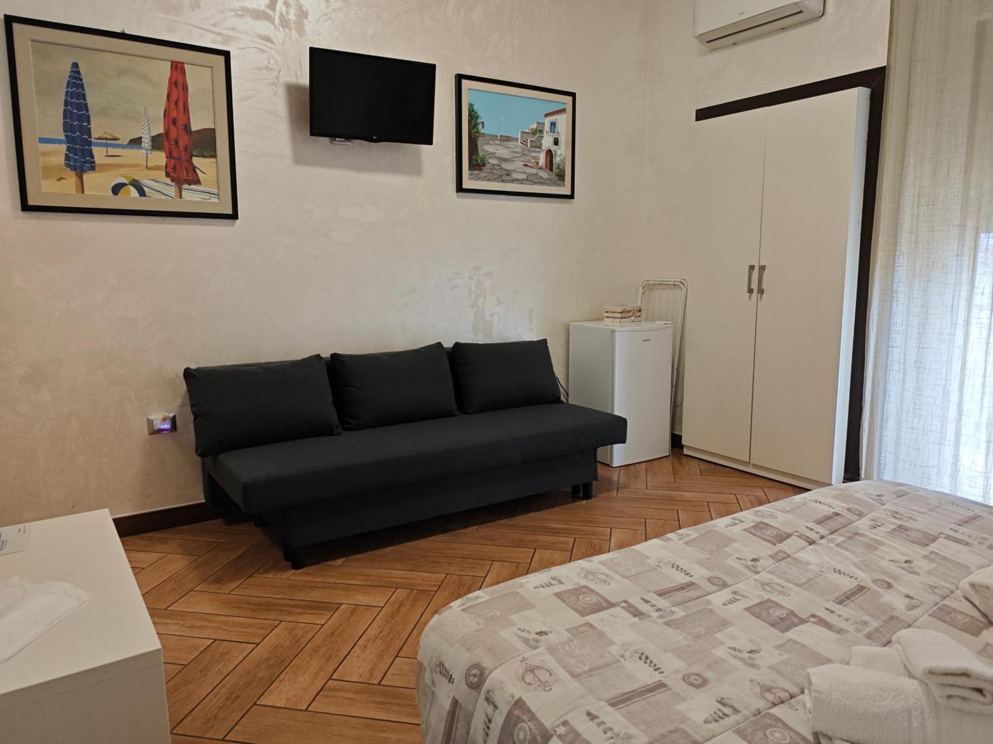 Cuscino E Cornetto Bed & Breakfast Salerno Bagian luar foto