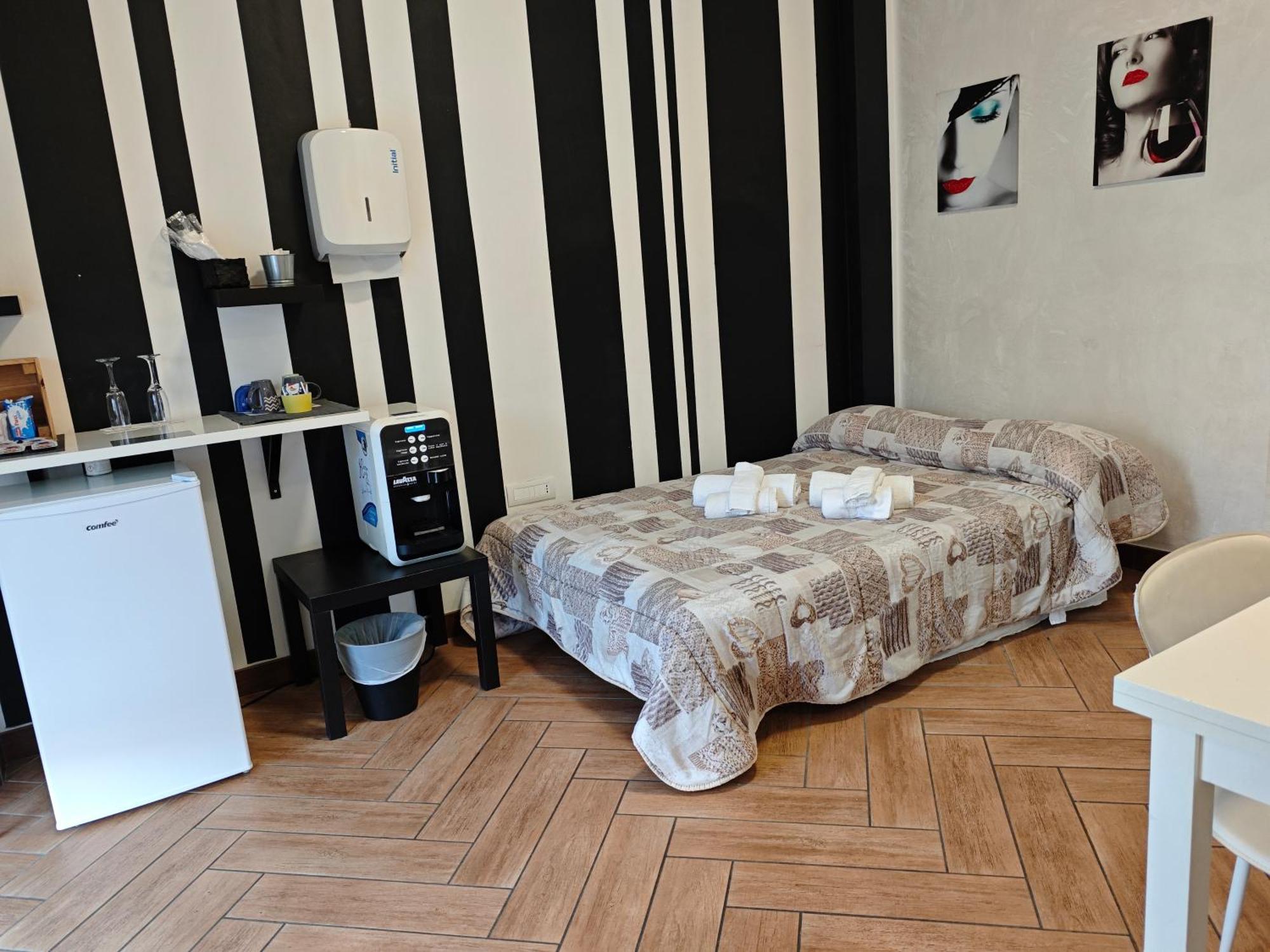Cuscino E Cornetto Bed & Breakfast Salerno Bagian luar foto