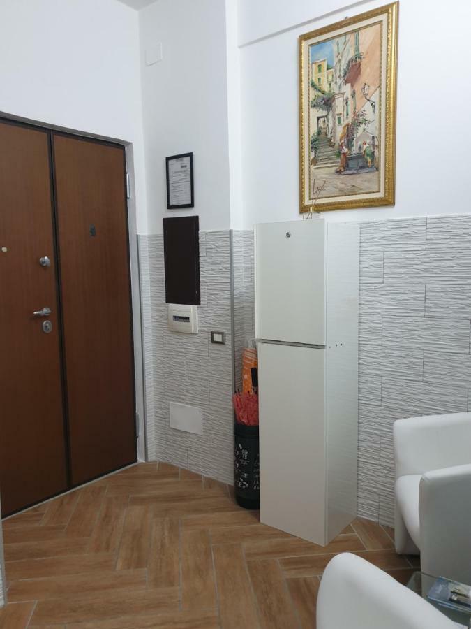 Cuscino E Cornetto Bed & Breakfast Salerno Bagian luar foto