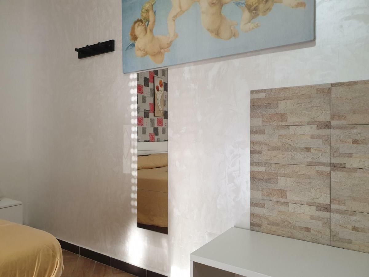 Cuscino E Cornetto Bed & Breakfast Salerno Bagian luar foto